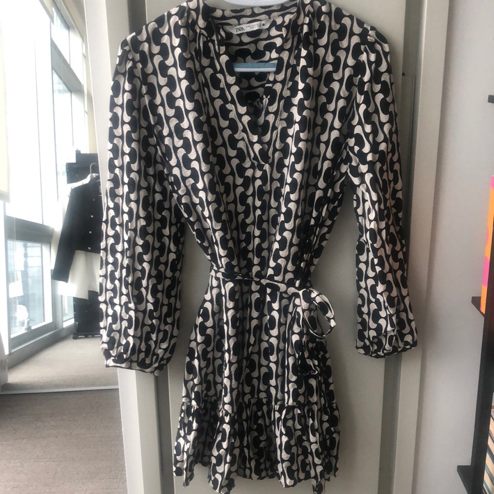 ZARA Black/Cream Dress